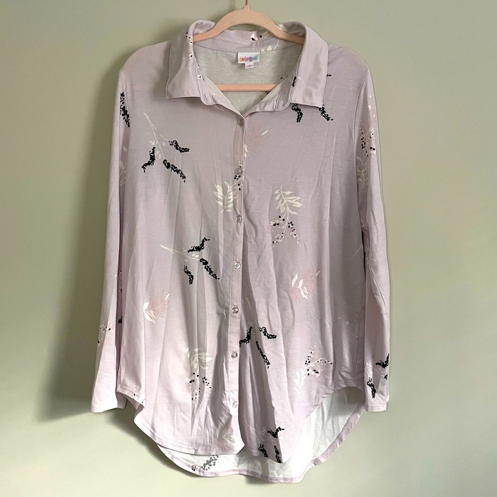 Soft Pink Lularoe Valentina Button-Down Blouse